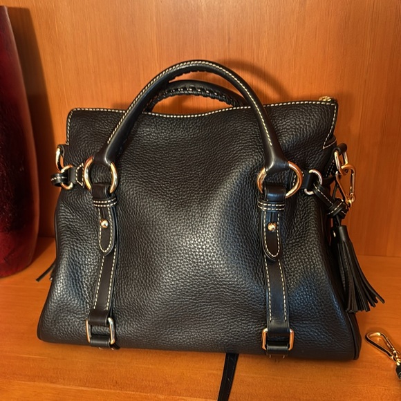 Dooney & Burke Sorrento Satchel in EXCELLENT condition - Picture 4 of 9